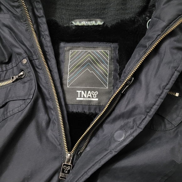 Aritzia TNA Verbier Parka - Picture 7 of 15